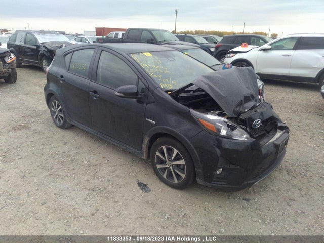 Toyota Prius C Upgrade/technology 2019 JTDKDTB38K1631551 zdjęcie główne