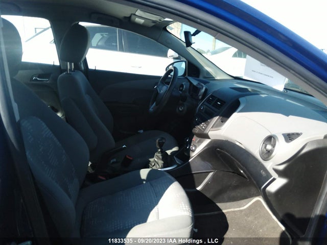 Chevrolet SONIC LS 2014 1G1JB5EH8E4229397 Image 5