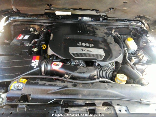1C4BJWEG5FL755036 Jeep Wrangler Unlimited Sahara