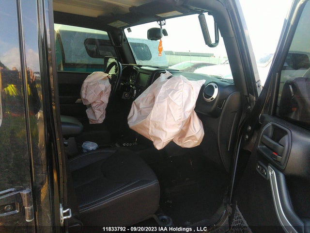 1C4BJWEG5FL755036 Jeep Wrangler Unlimited Sahara