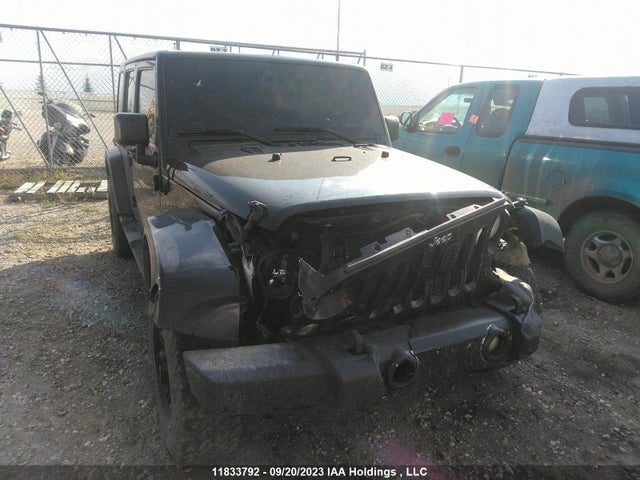 1C4BJWEG5FL755036 Jeep Wrangler Unlimited Sahara