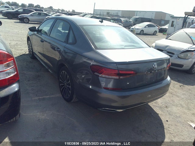 1VWBA7A38NC006297 Volkswagen Passat 2.0t Limited Edition