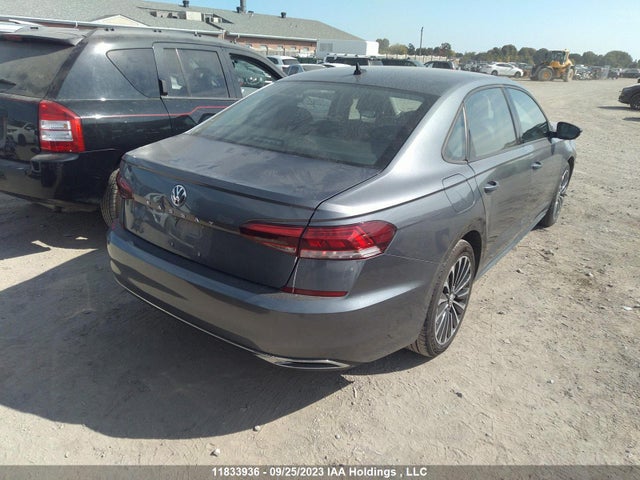 1VWBA7A38NC006297 Volkswagen Passat 2.0t Limited Edition
