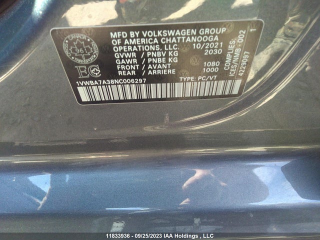 1VWBA7A38NC006297 Volkswagen Passat 2.0t Limited Edition