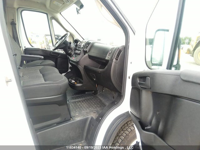 3C6MRVJG8ME545237 RAM Promaster Cargo Van
