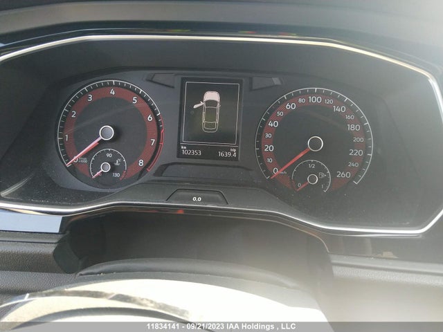 3VWC57BU2KM063220 Volkswagen Jetta Comfortline