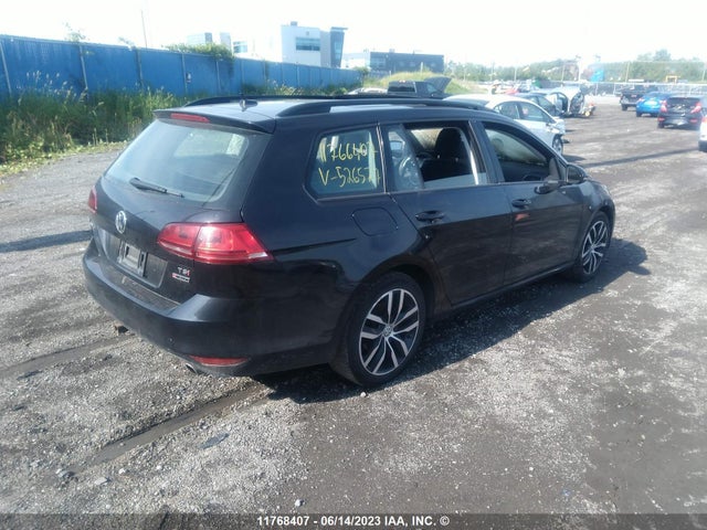 3VW017AU2HM526577 Volkswagen Golf Sportwagen S