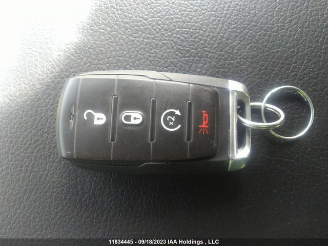 1C6SRFGT7LN221143 RAM 1500 Tradesman