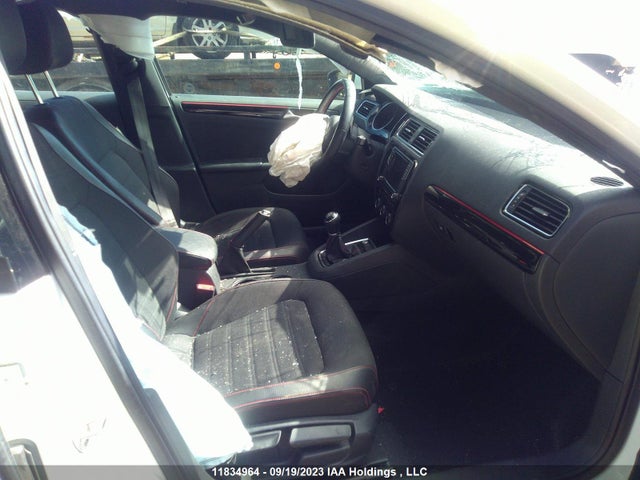 3VW5S7AJXGM417839 Volkswagen Jetta Sedan Gli