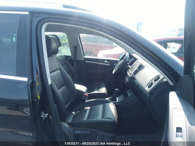 WVGMV7AX2HK003419 Volkswagen Tiguan Comfortline