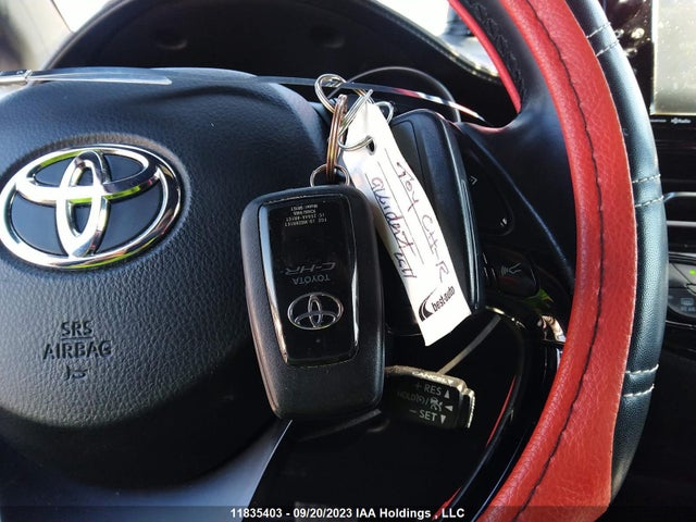 Toyota C-HR 2018 NMTKHMBX6JR058260 Image 11