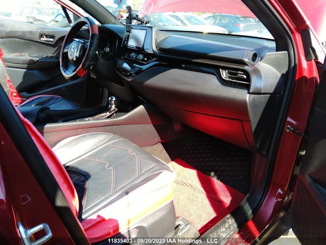 Toyota C-HR 2018 NMTKHMBX6JR058260 Image 5