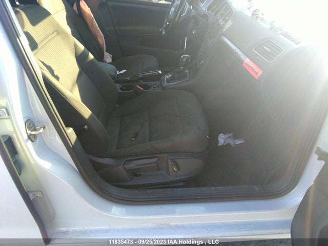 3VWG17AU8JM266643 Volkswagen Golf Trendline/comfortline