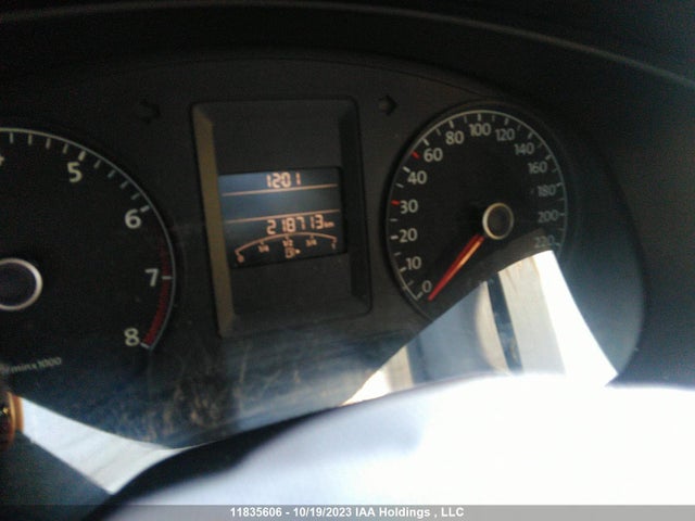 3VW2K7AJ5EM354939 Volkswagen Jetta Sedan Trendline+