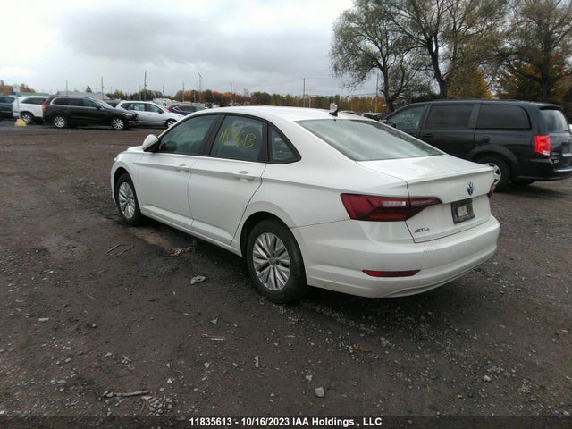 3VWN57BU9KM020258 Volkswagen Jetta Comfortline