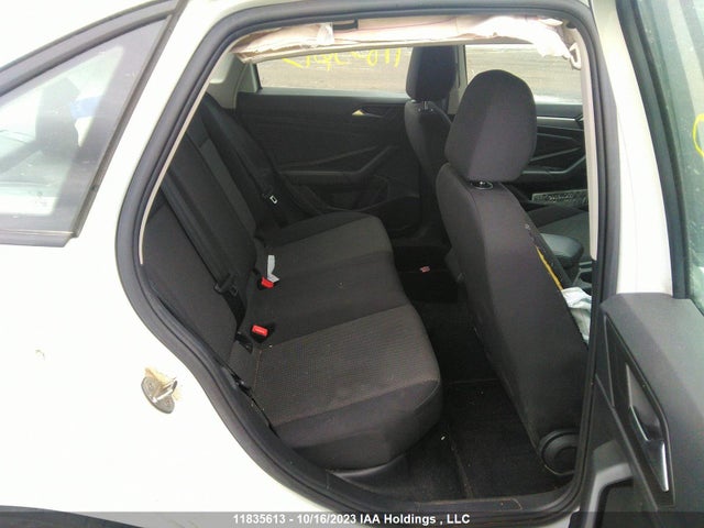 3VWN57BU9KM020258 Volkswagen Jetta Comfortline