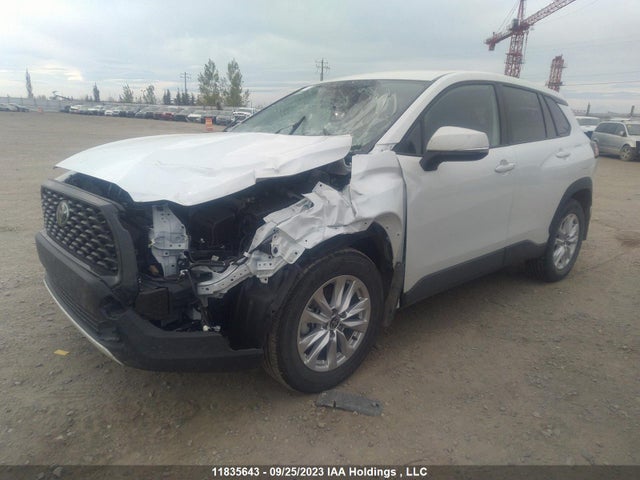 Toyota Corolla Cross Le 2023 7MUCAABG5PV049475 Image 2