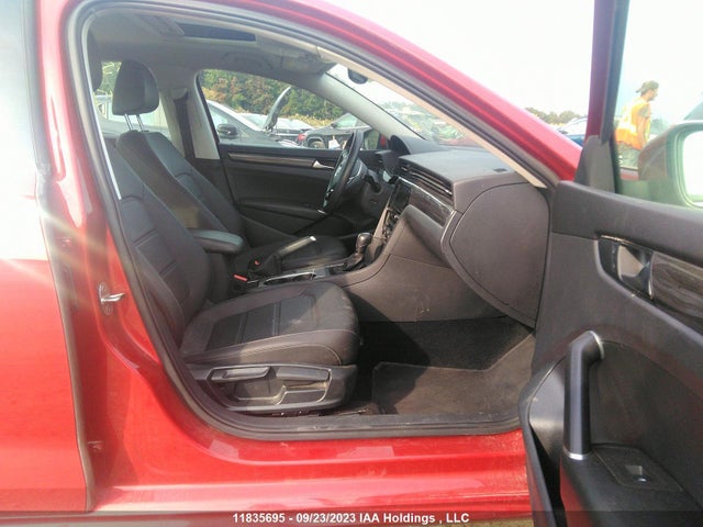 1VWBA7A35MC015179 Volkswagen Passat Highline