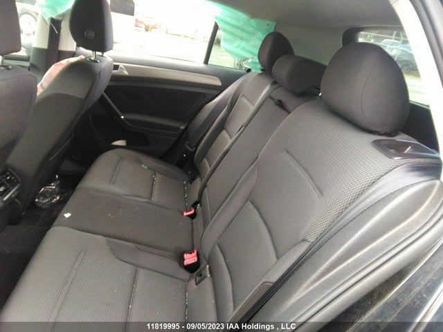 3VW217AU2FM012900 Volkswagen Golf Trendline/highline