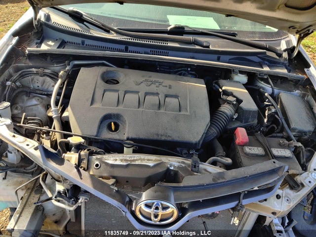 Toyota COROLLA CE/S/LE 2015 2T1BURHE6FC430616 Image 11