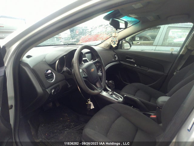 Chevrolet Cruze 1lt 2015 1G1PC5SB8F7246398 Image 5