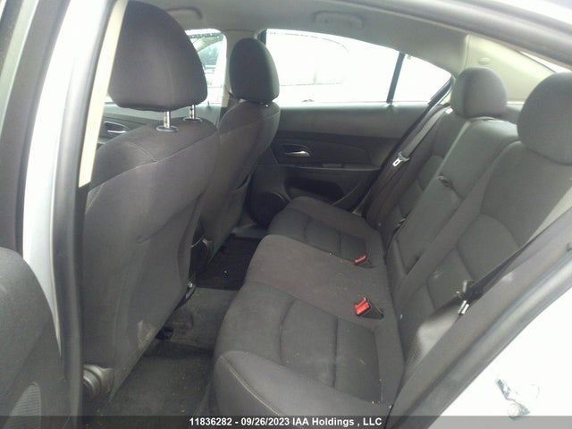 Chevrolet Cruze 1lt 2015 1G1PC5SB8F7246398 Image 8