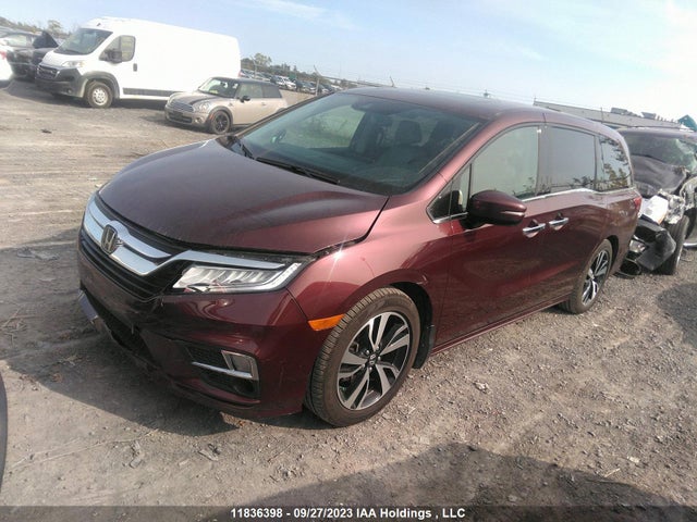 Honda Odyssey Touring 2018 5FNRL6H82JB507898 Image 2