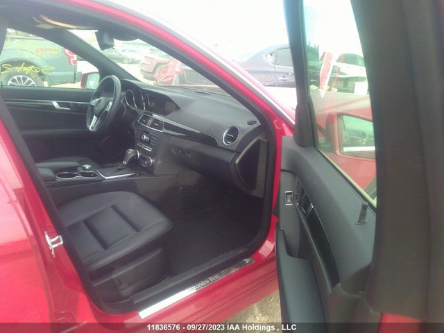 11836576 :رقم المزاد ، WDDGF8AB5EG188305 vin ، 2014 Mercedes-benz C-class C 300 مزاد بيع