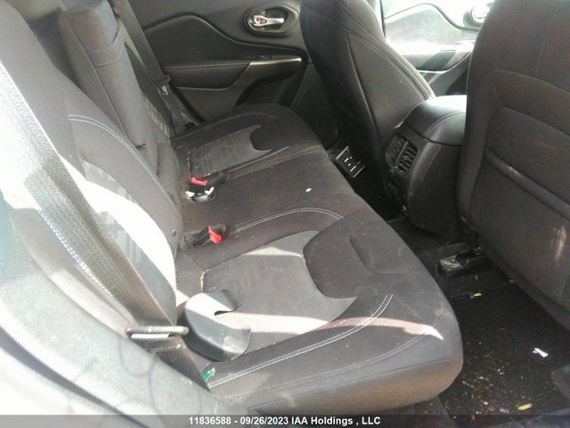 1C4PJMCX2KD276610 Jeep Cherokee North