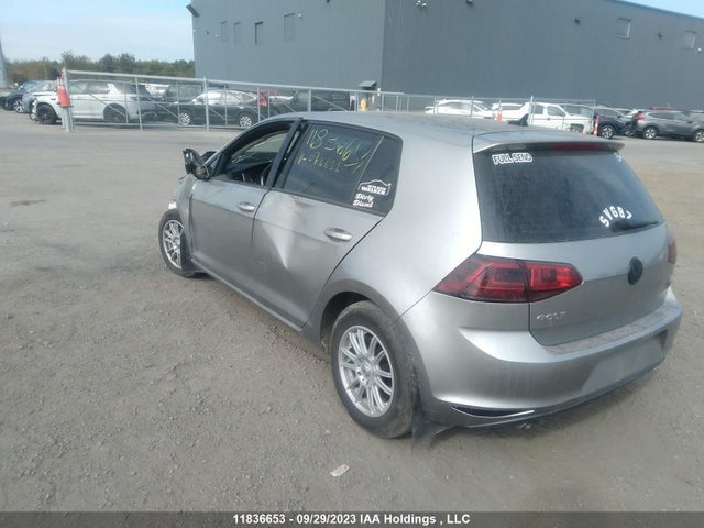 3VW2A7AU7FM076611 Volkswagen Golf Highline/comfortline