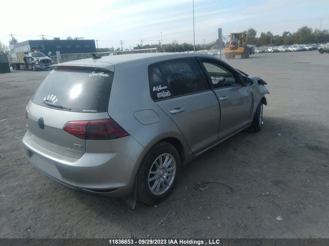 3VW2A7AU7FM076611 Volkswagen Golf Highline/comfortline