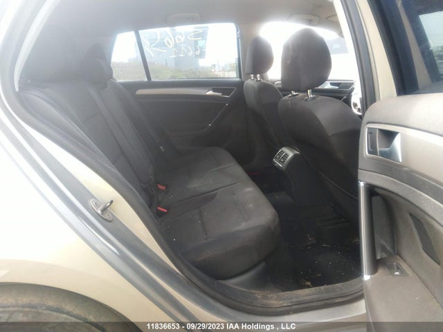 3VW2A7AU7FM076611 Volkswagen Golf Highline/comfortline