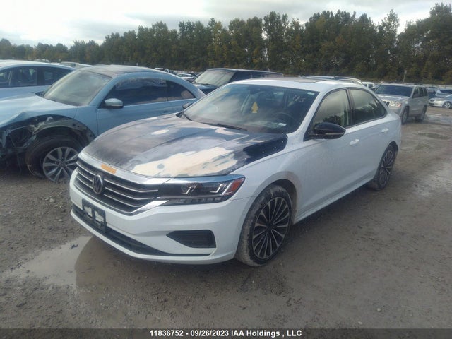 1VWBA7A3XNC000677 Volkswagen Passat 2.0t Limited Edition
