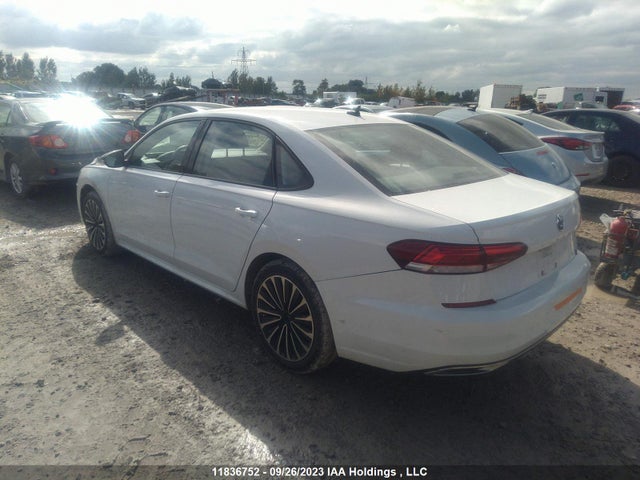 1VWBA7A3XNC000677 Volkswagen Passat 2.0t Limited Edition