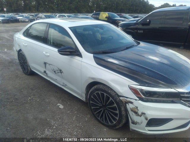 1VWBA7A3XNC000677 Volkswagen Passat 2.0t Limited Edition