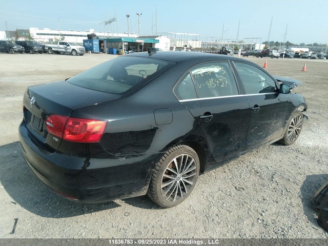 3VWG07AJ4EM413457 Volkswagen Jetta Sedan Highline
