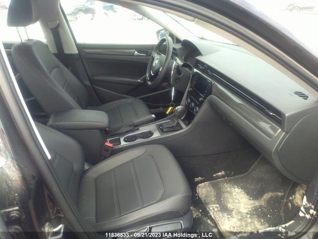 1VWBA7A33MC009493 Volkswagen Passat Highline