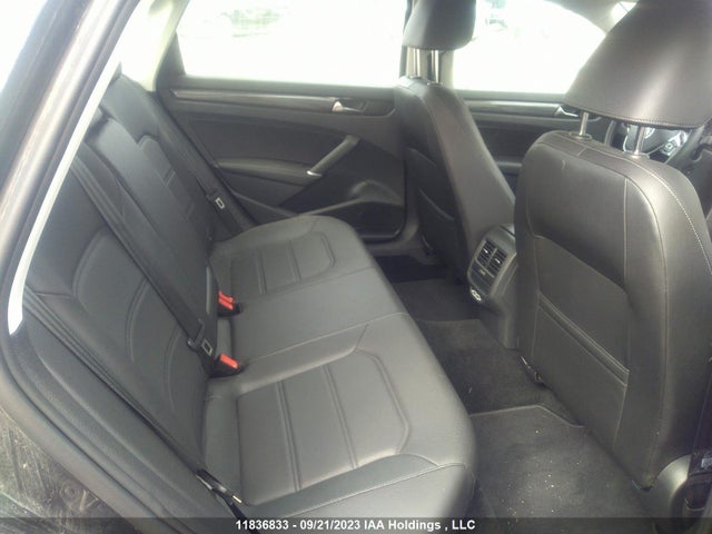 1VWBA7A33MC009493 Volkswagen Passat Highline