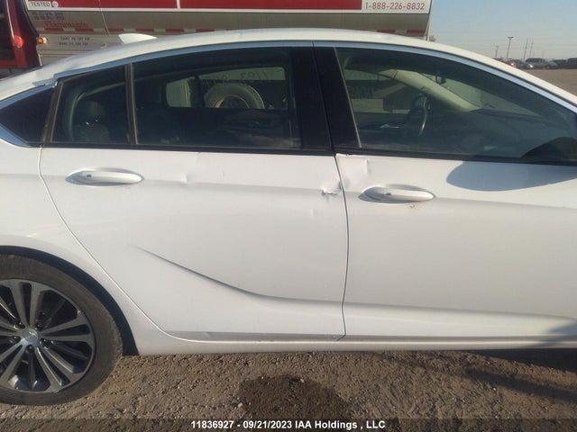 W04GM6SX0K1065468 Buick Regal Sportback Preferred Ii