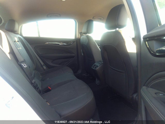 W04GM6SX0K1065468 Buick Regal Sportback Preferred Ii