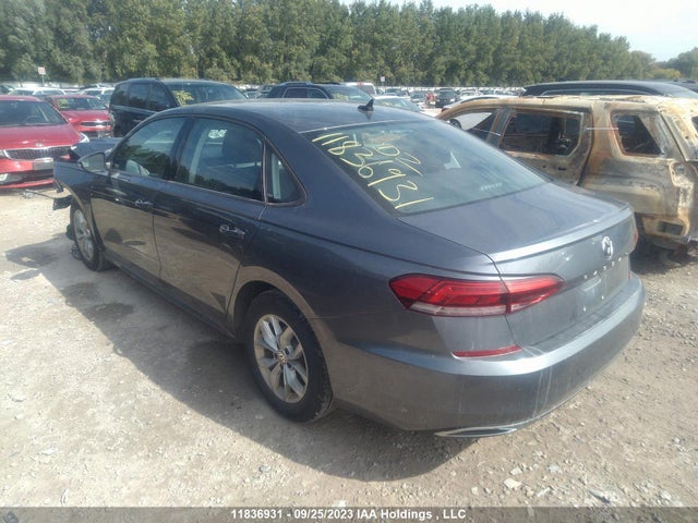1VWAA7A35LC021669 Volkswagen Passat Comfortline