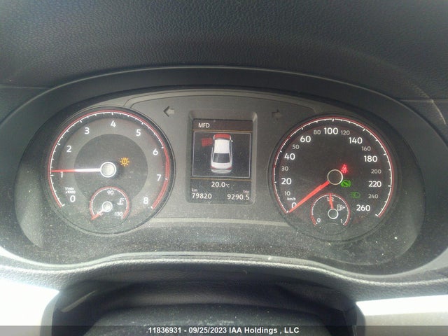 1VWAA7A35LC021669 Volkswagen Passat Comfortline