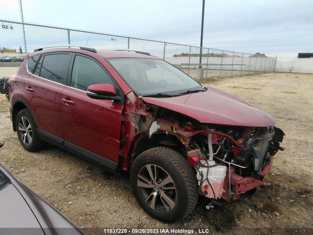Toyota RAV4 LE 2018 2T3BFREV1JW842150 Image 1