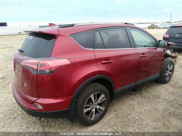 Toyota RAV4 LE 2018 2T3BFREV1JW842150 Image 4