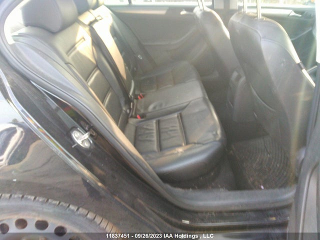 3VWLA7AJ2FM331322 Volkswagen Jetta Sedan Highline