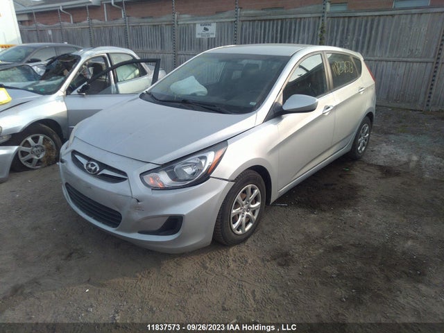 Hyundai ACCENT GL 2014 KMHCT5AE3EU156427 Image 2