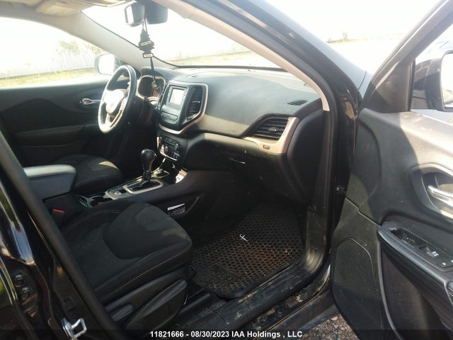 1C4PJMCB4GW208731 Jeep Cherokee