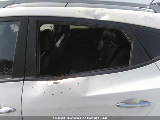 Hyundai TUCSON GLS 2015 KM8JUCAG6FU073053 Image 12