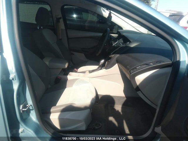 11838700 :رقم المزاد ، 1FAHP3F25CL344957 vin ، 2012 Ford Focus Se مزاد بيع