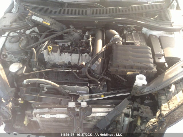 3VWE57BU7MM076718 Volkswagen Jetta Highline